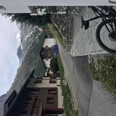 Apartment Evelyne Appartement-fewo By Interhome Saas-Fee